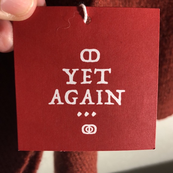 Yet Again N.W.T. Cowl Turtlenecks For Women Maroom Color,Medium Size Super Soft - Picture 8 of 8